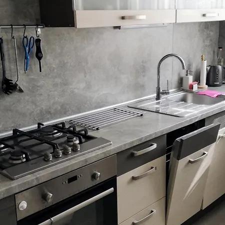 U Areny Mozartova Apartment
